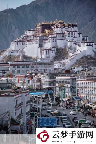 我國(guó)哪座城市素有日光城之稱