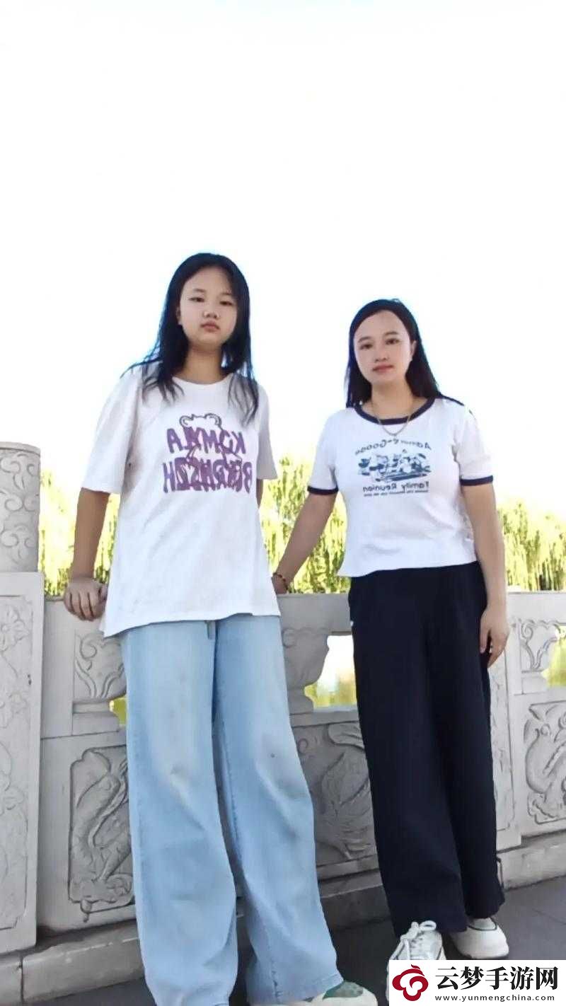粘人又懂事的妹妹